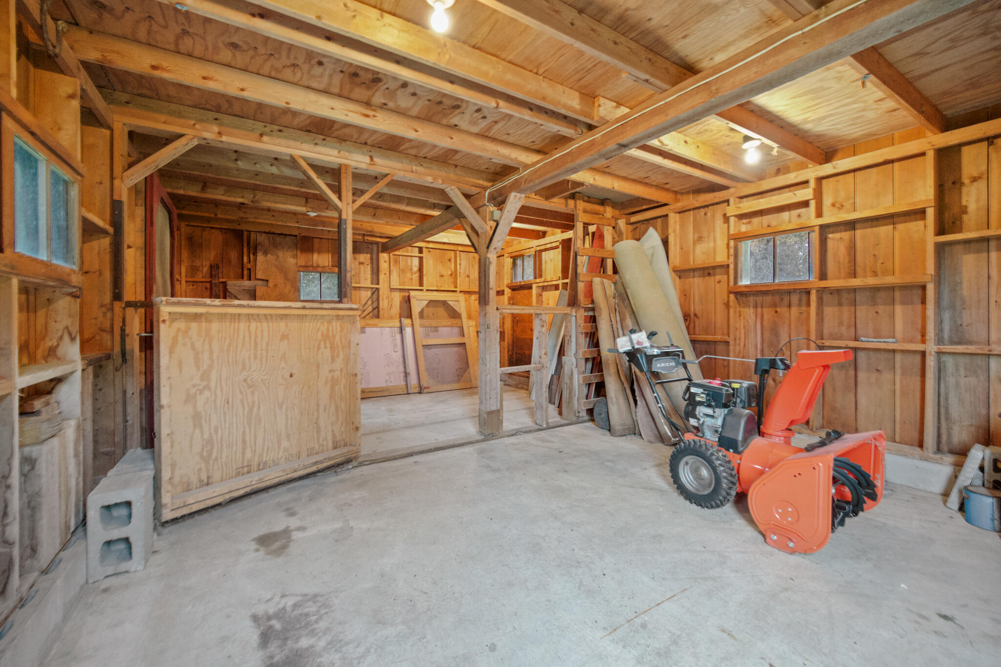 1381 Main Road