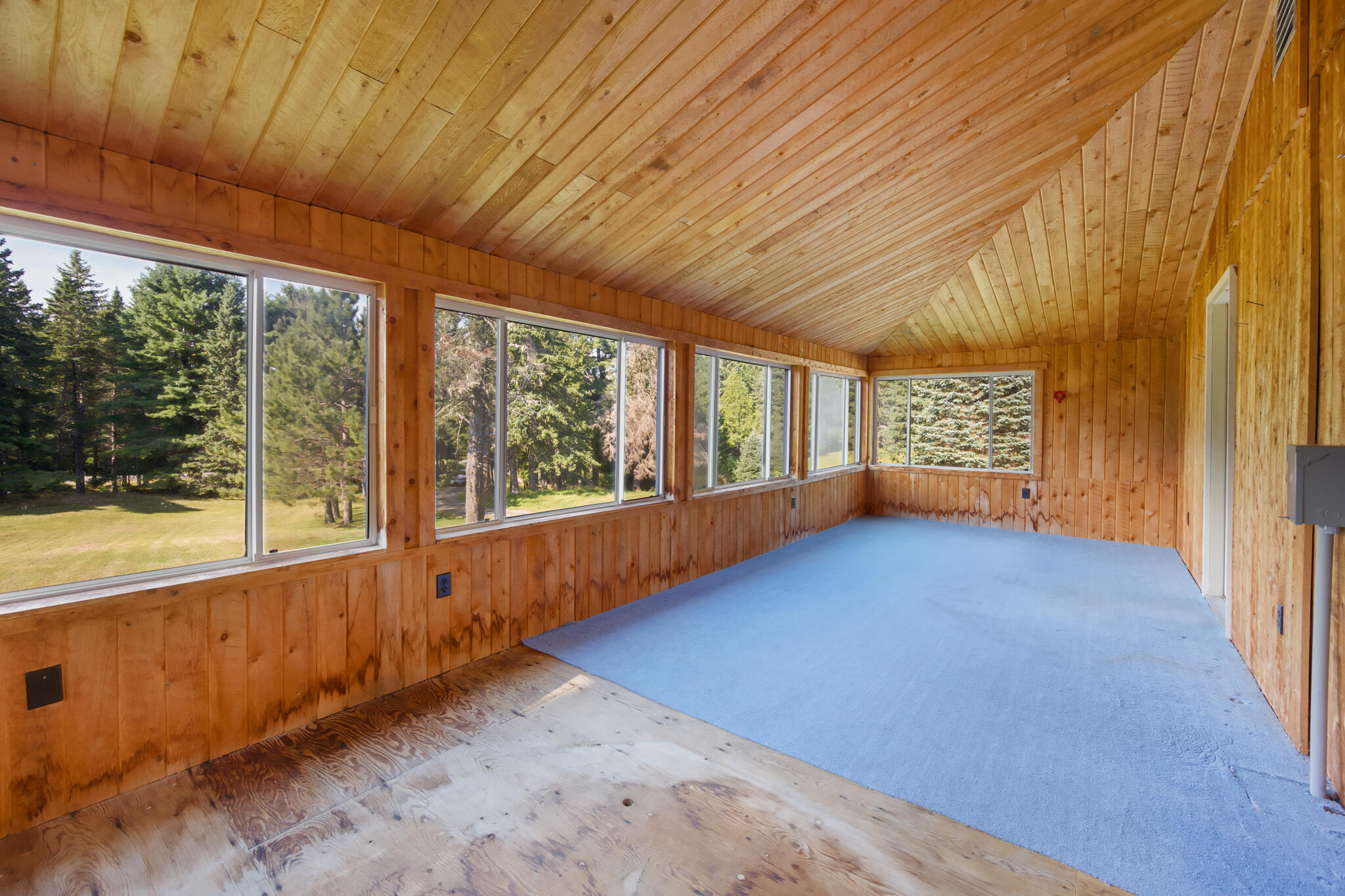 1381 Main Road
