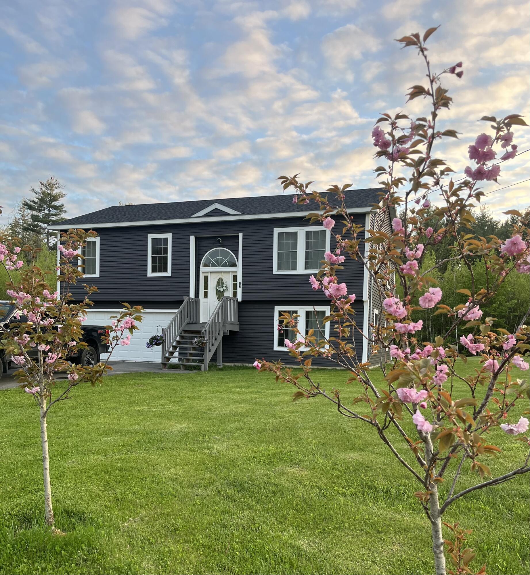 95 Magnolia Hill Road