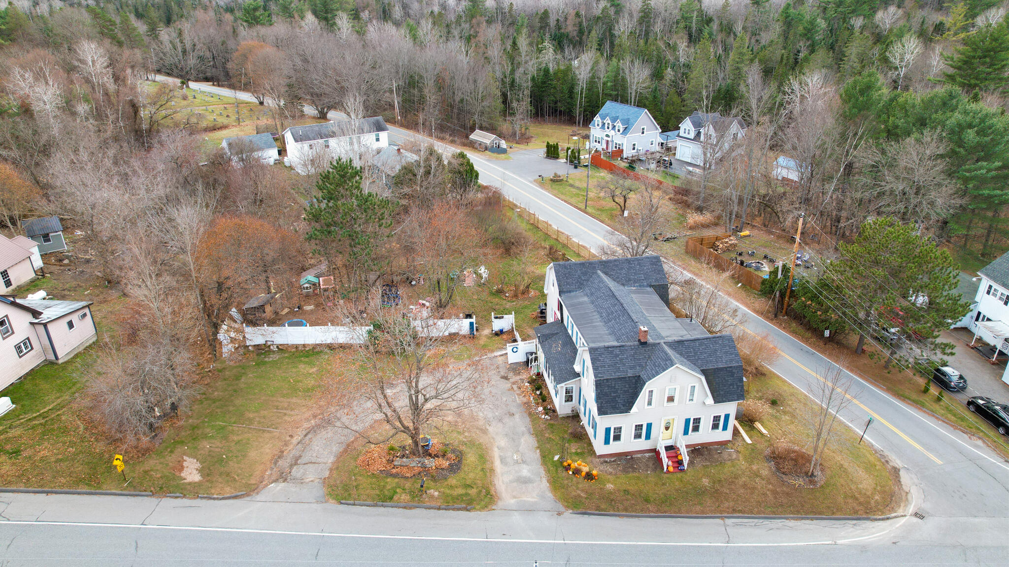 1095 N Main Street
