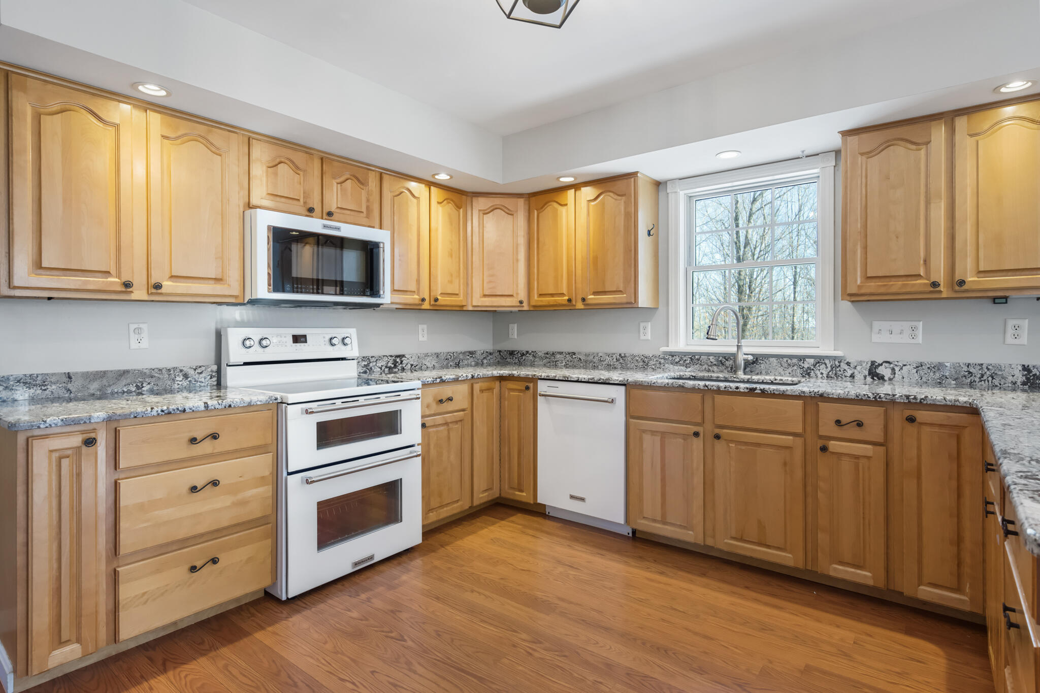 79 Blue Ridge Drive W