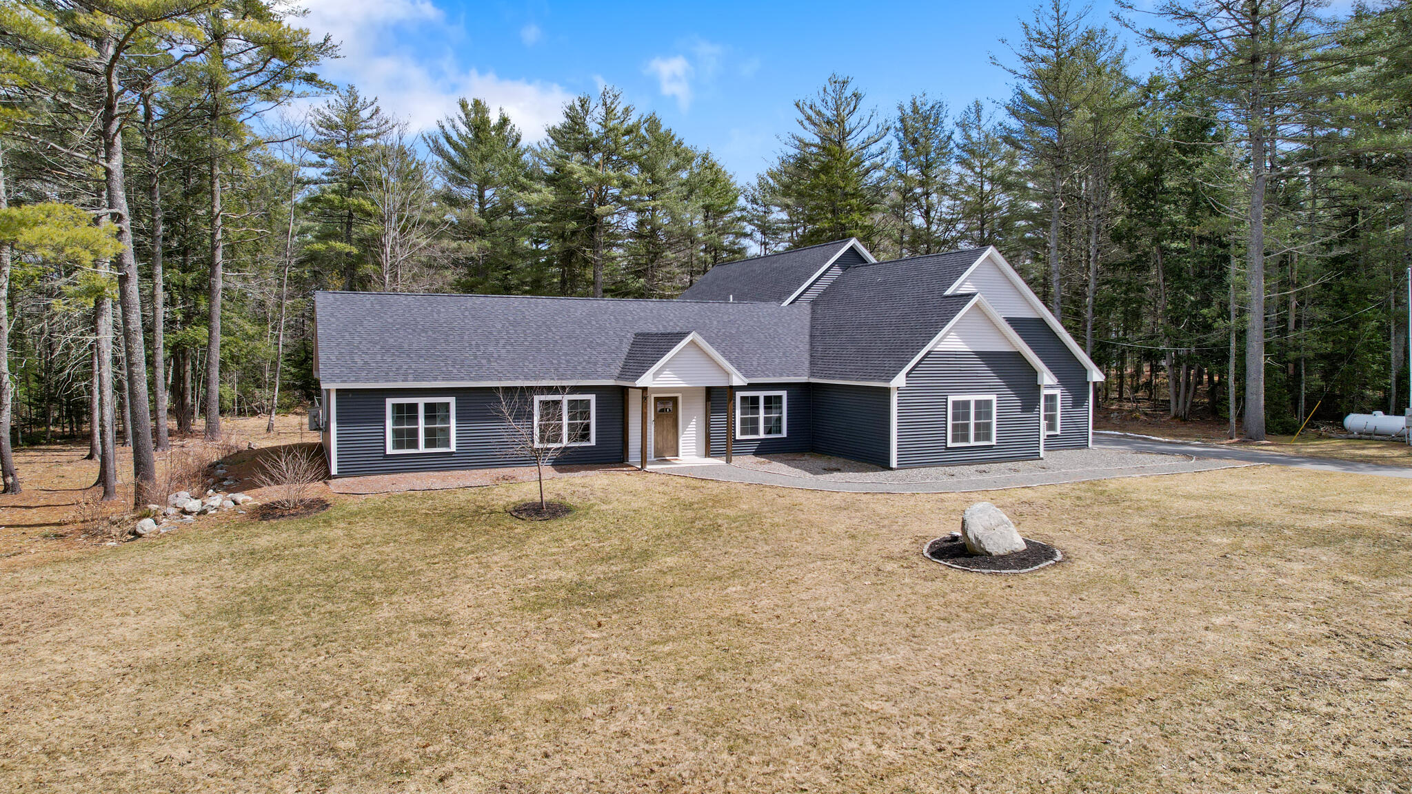 10 Graystone Drive