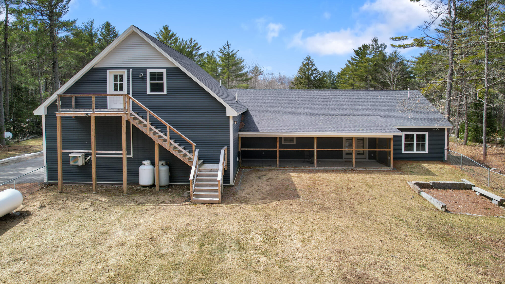 10 Graystone Drive