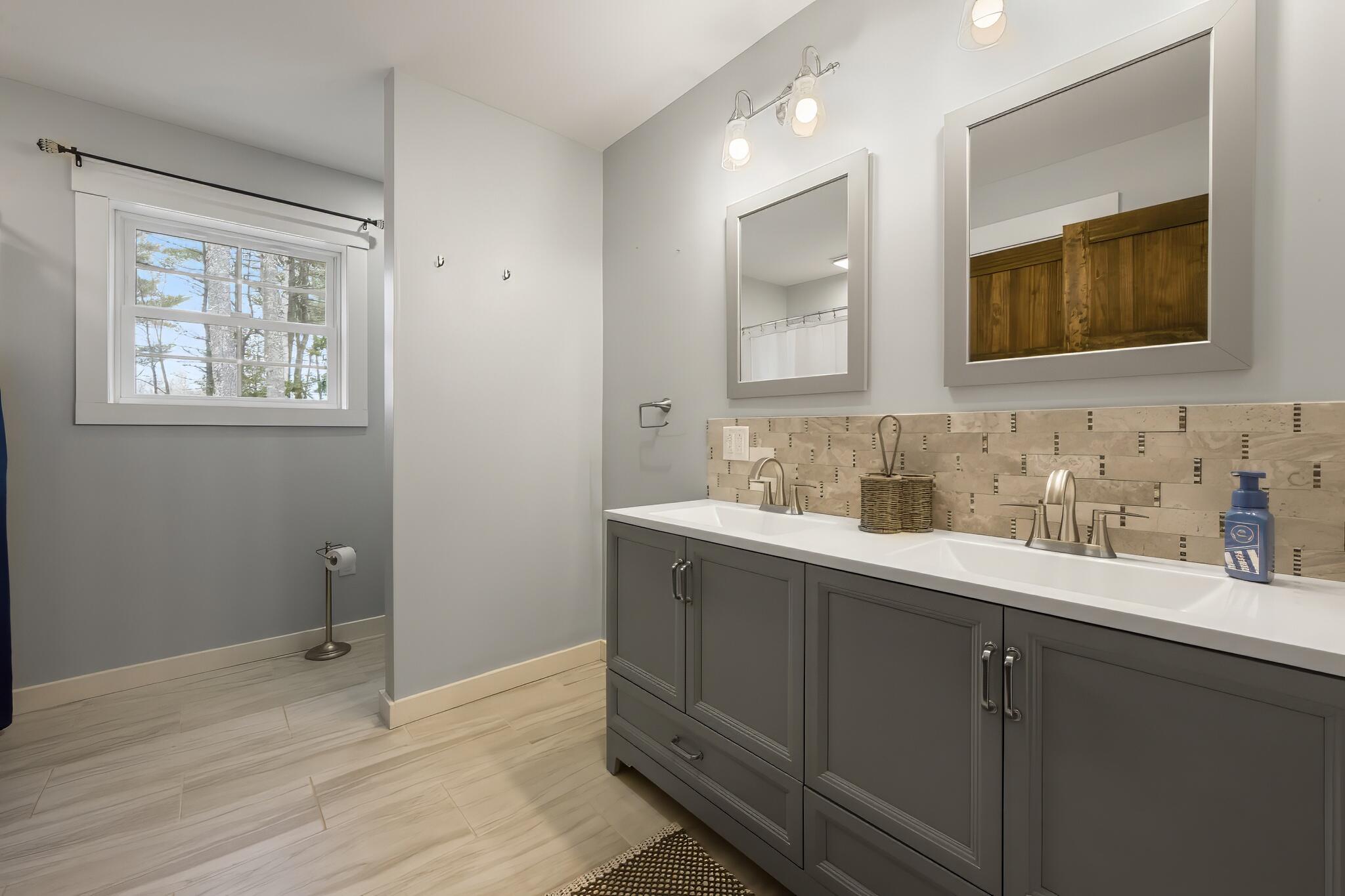 10 Graystone Drive