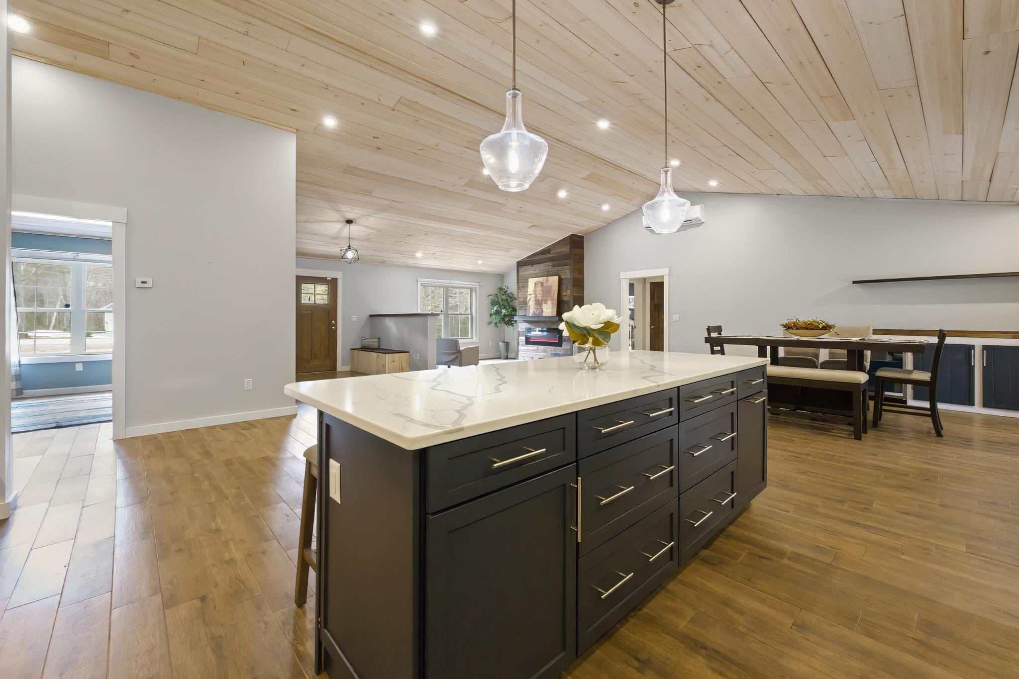 10 Graystone Drive