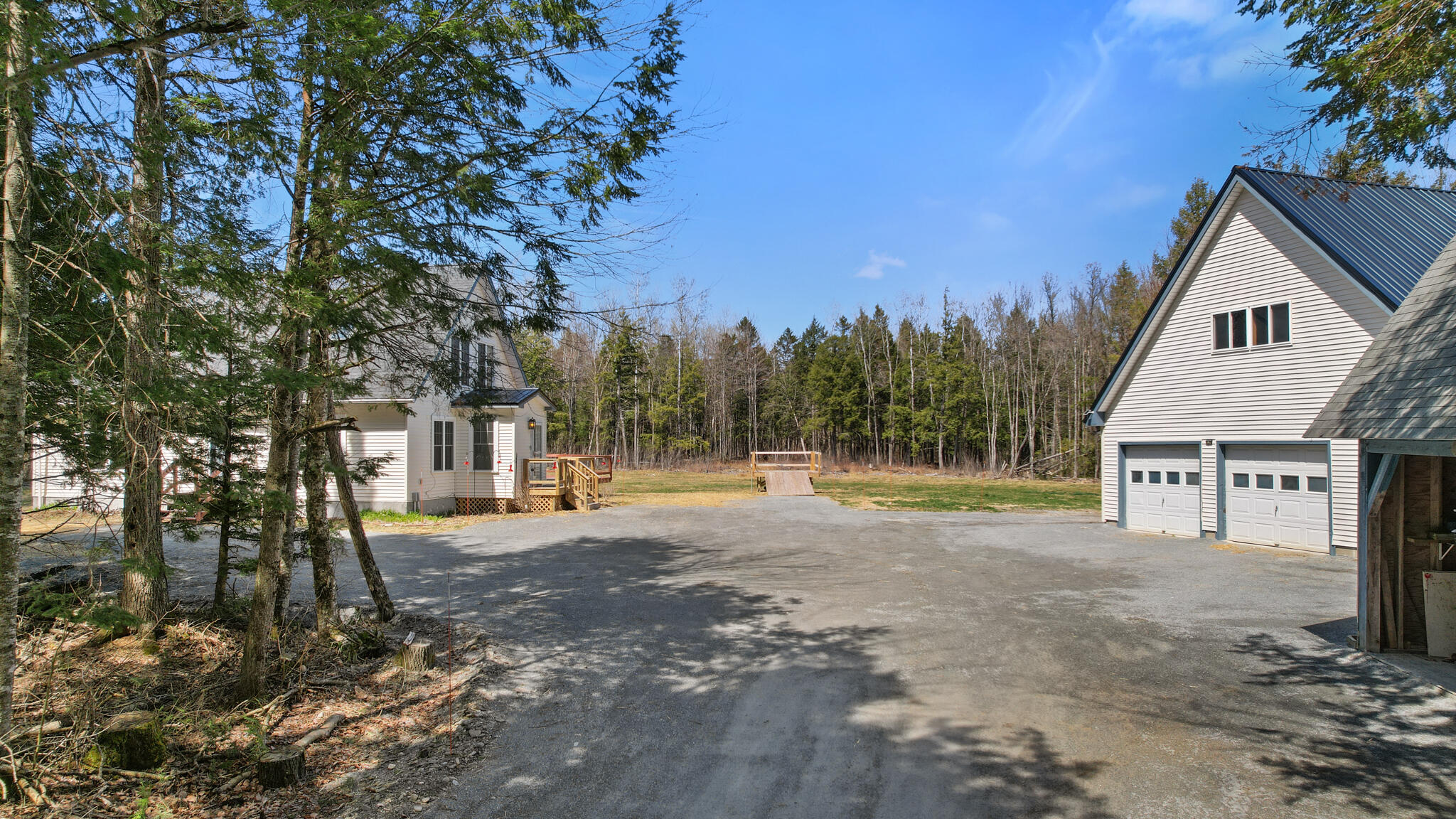 573 Exeter Road