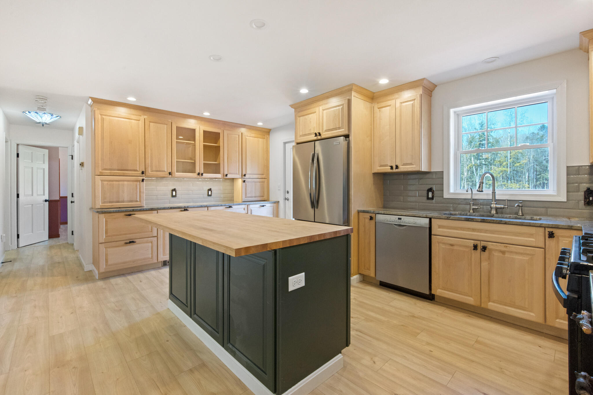 573 Exeter Road