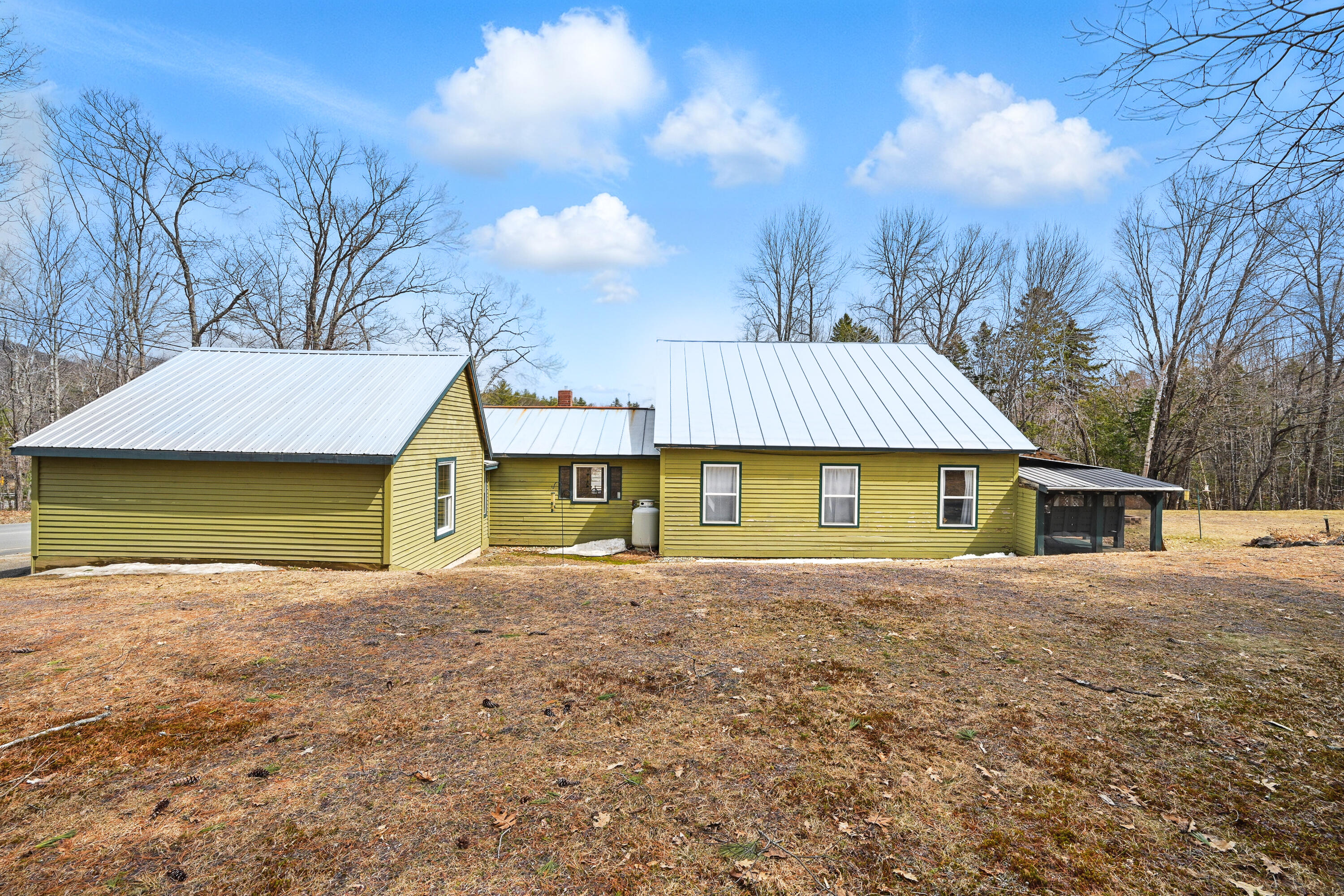 4 Tufts Pond Road