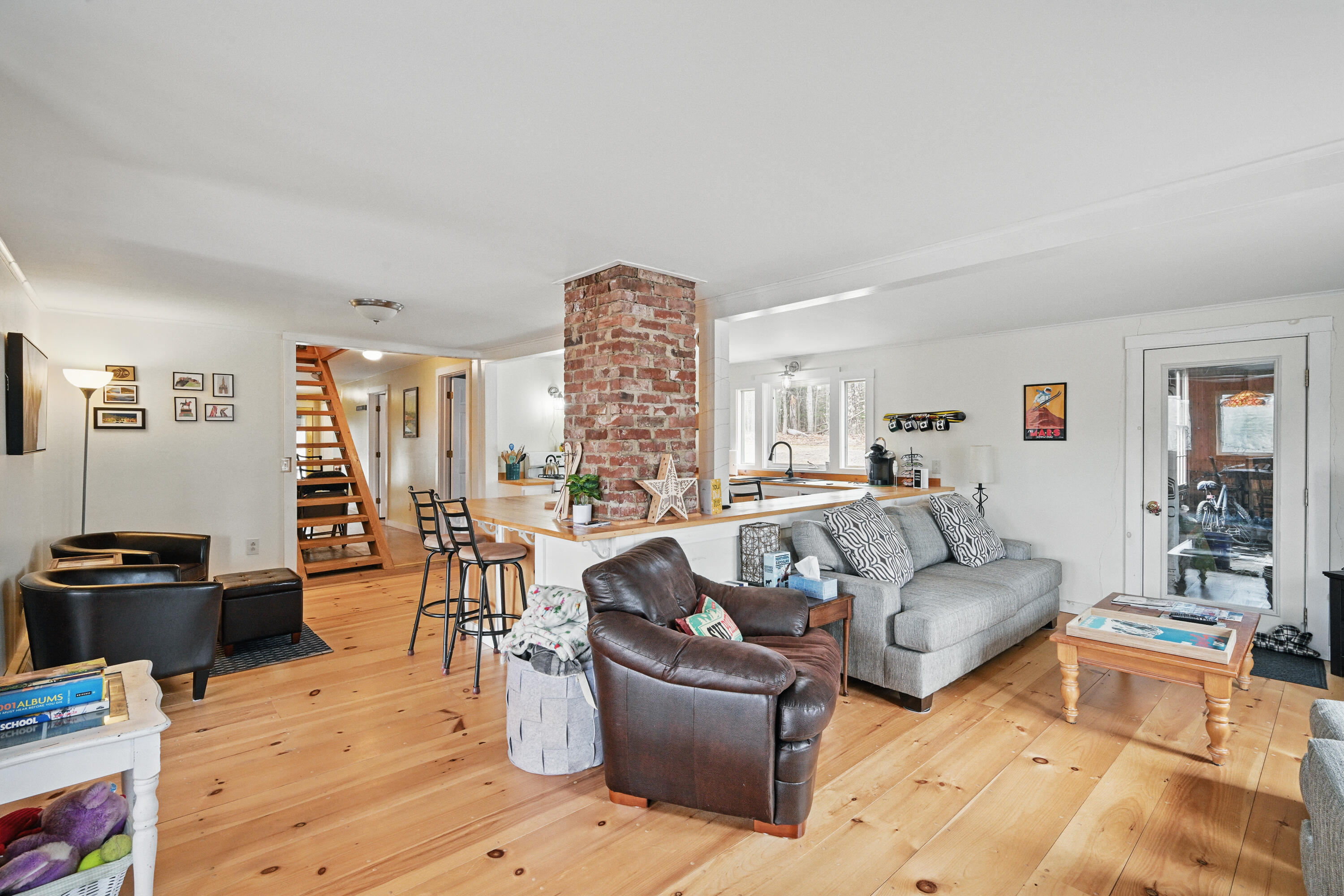 4 Tufts Pond Road