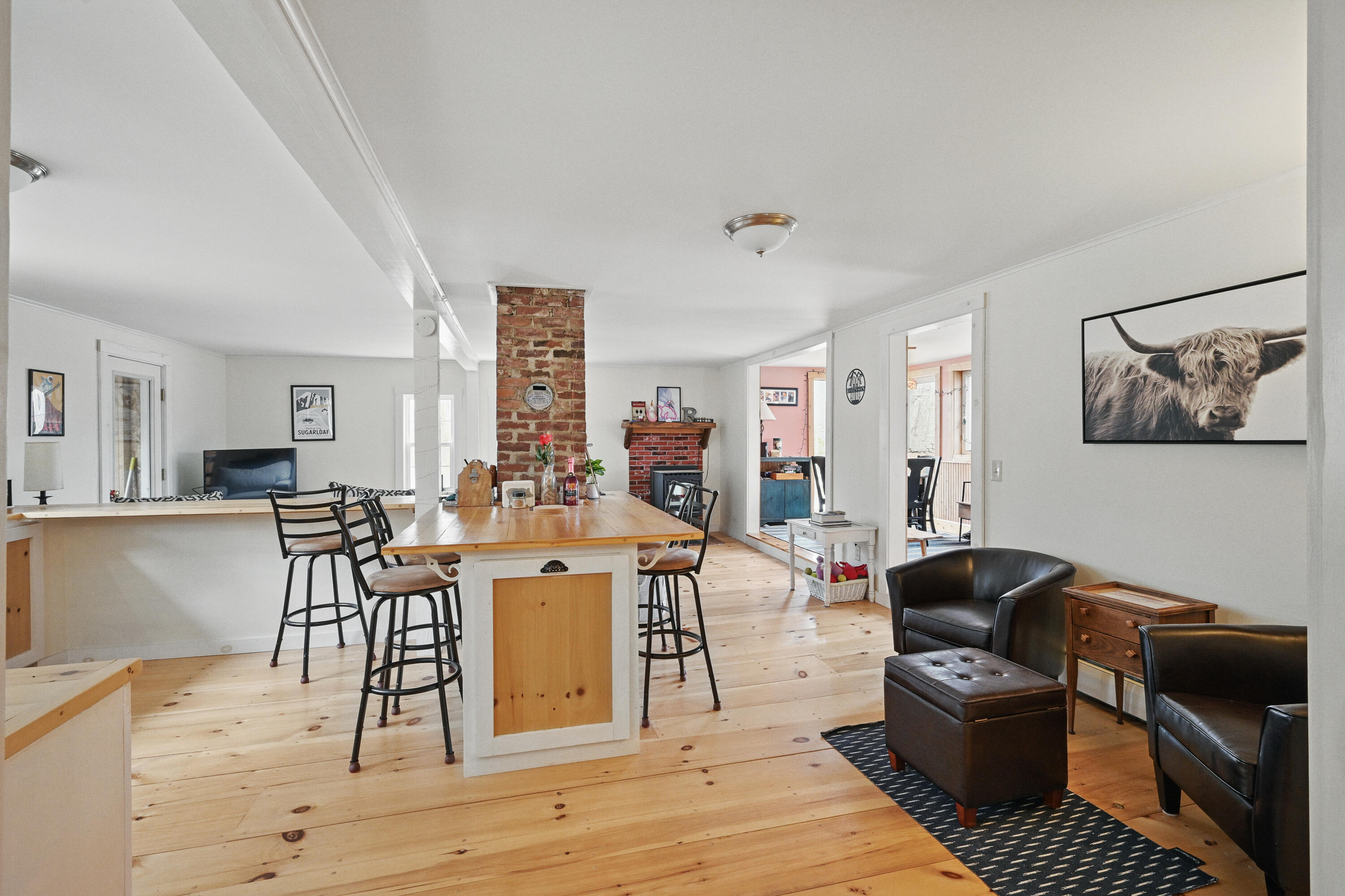 4 Tufts Pond Road
