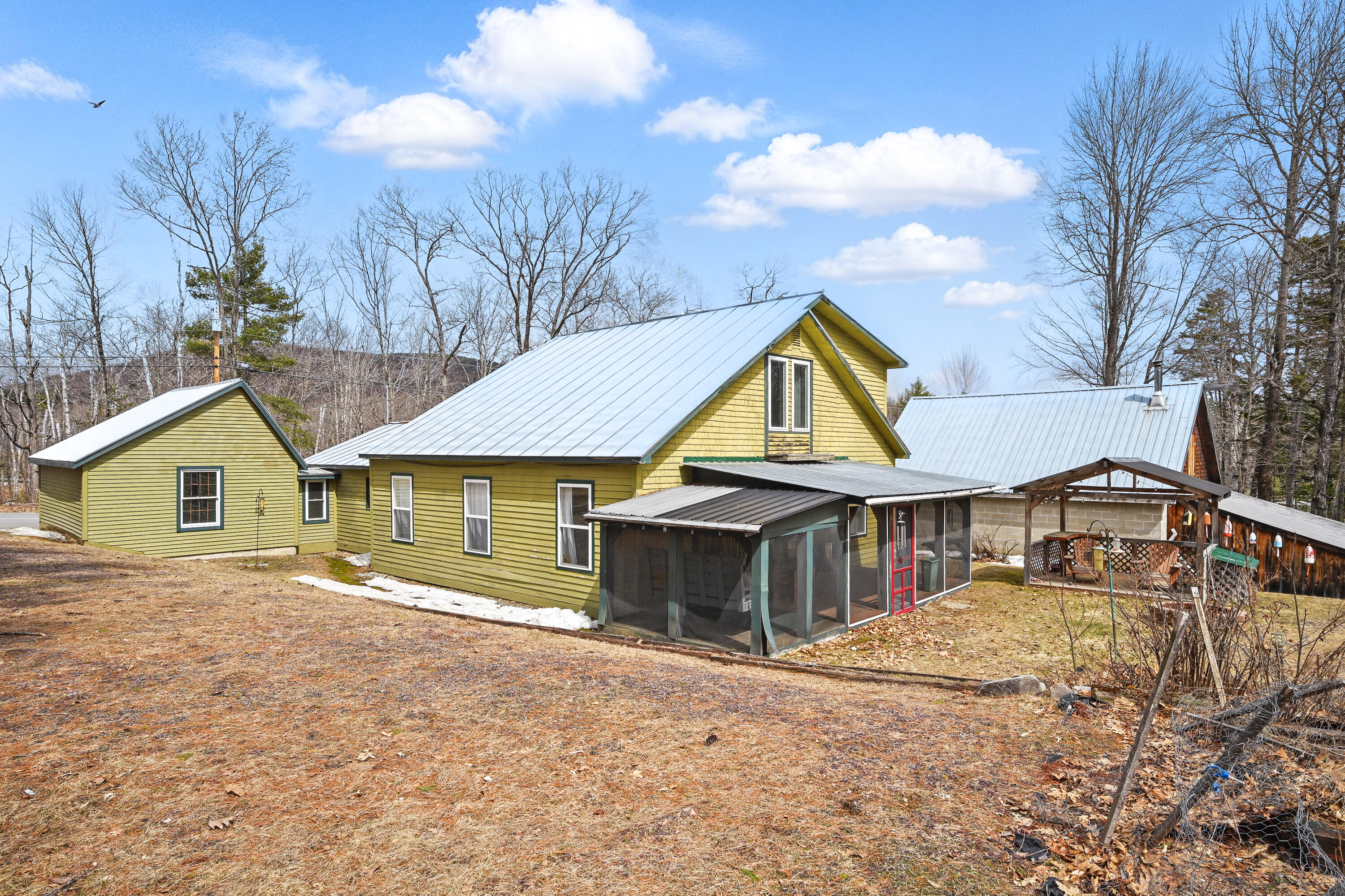 4 Tufts Pond Road
