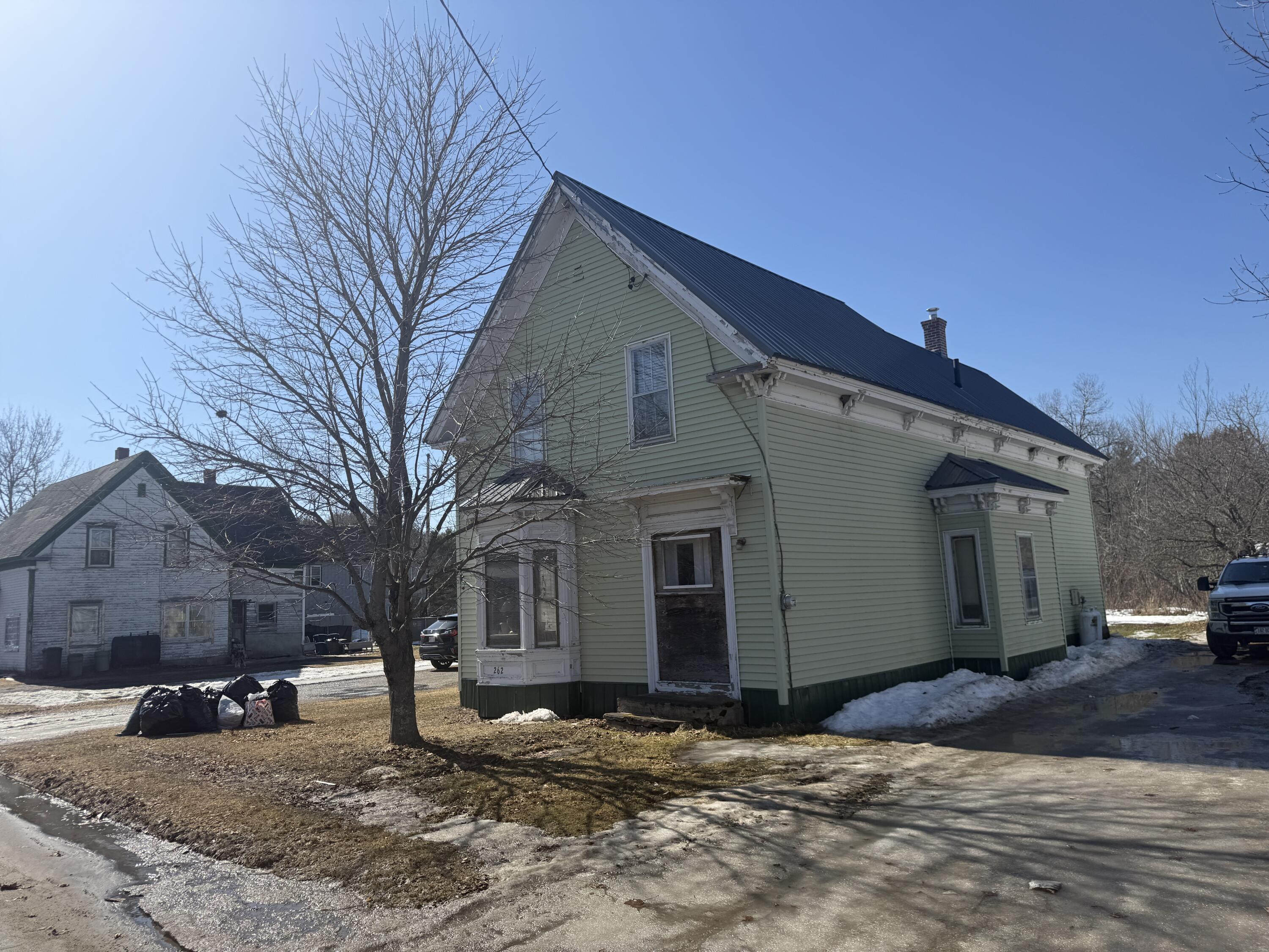 262 Main Street