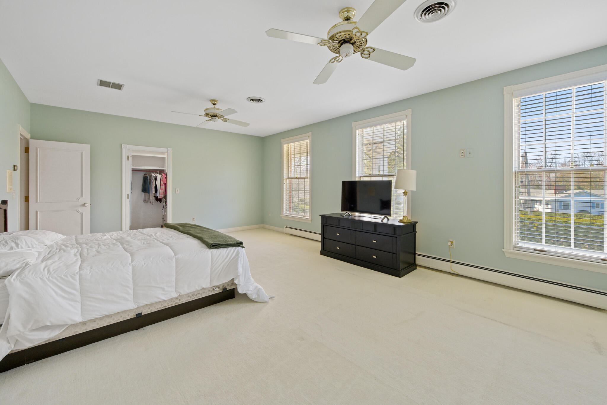 63 Fenton Way