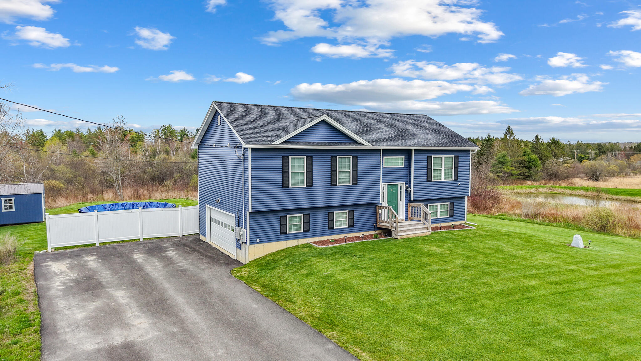 43 Boxwood Lane