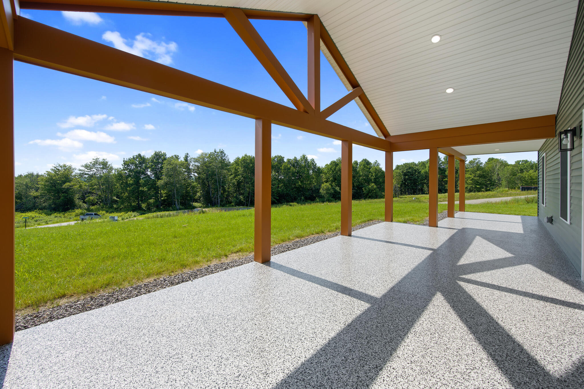21 Mia Ridge