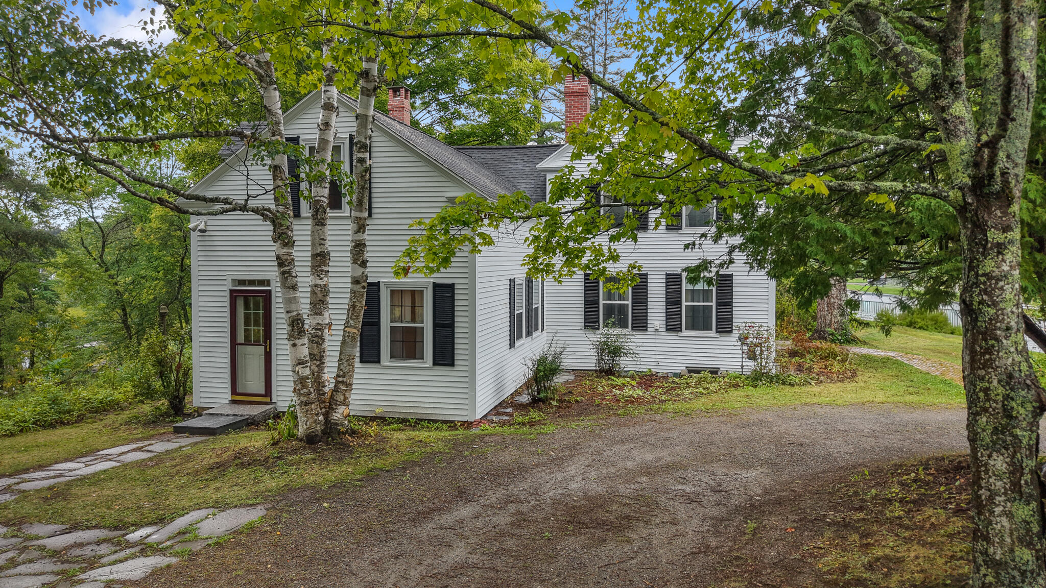 651 College Avenue