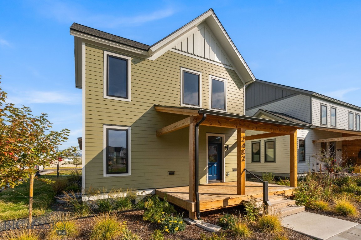 2402 Blue Silos Way