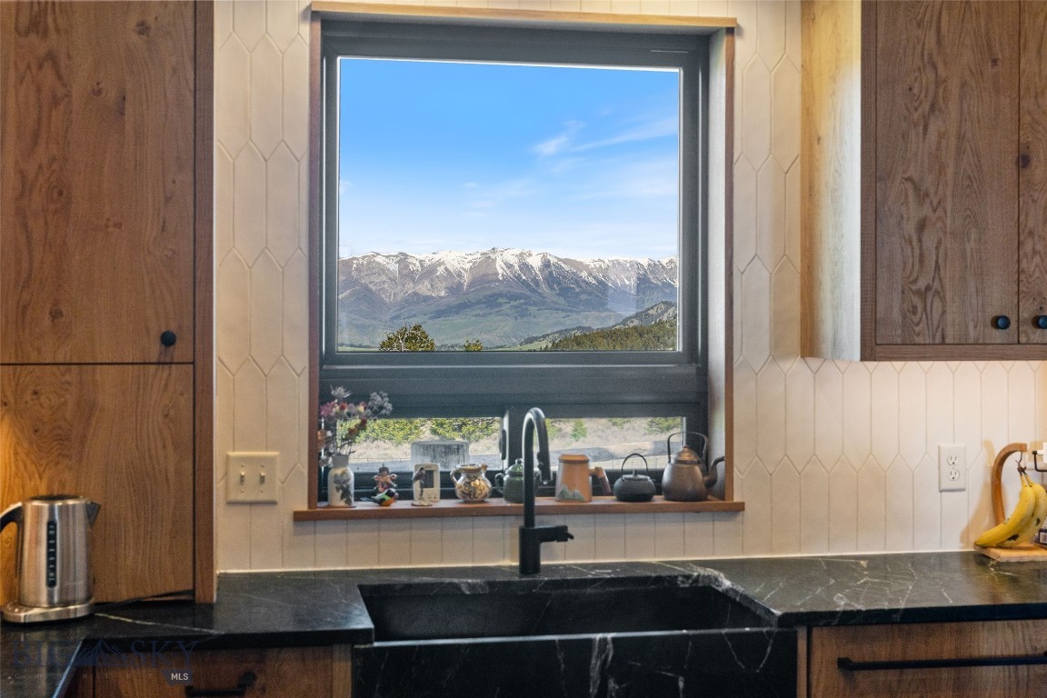 125 Rocky Mountain Meadows