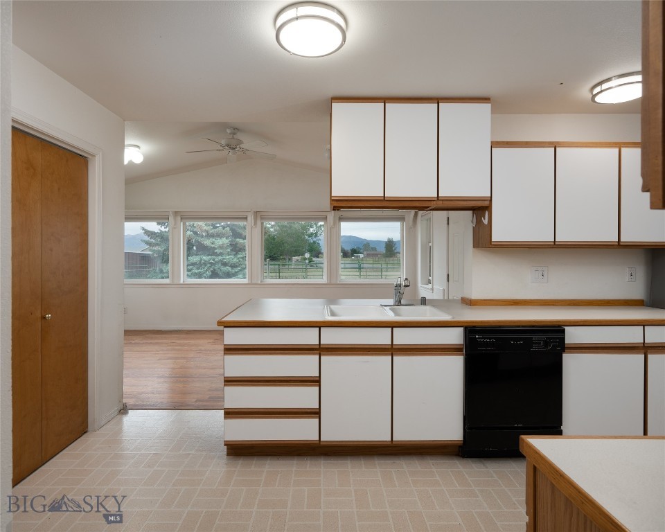 1680 Remuda Drive