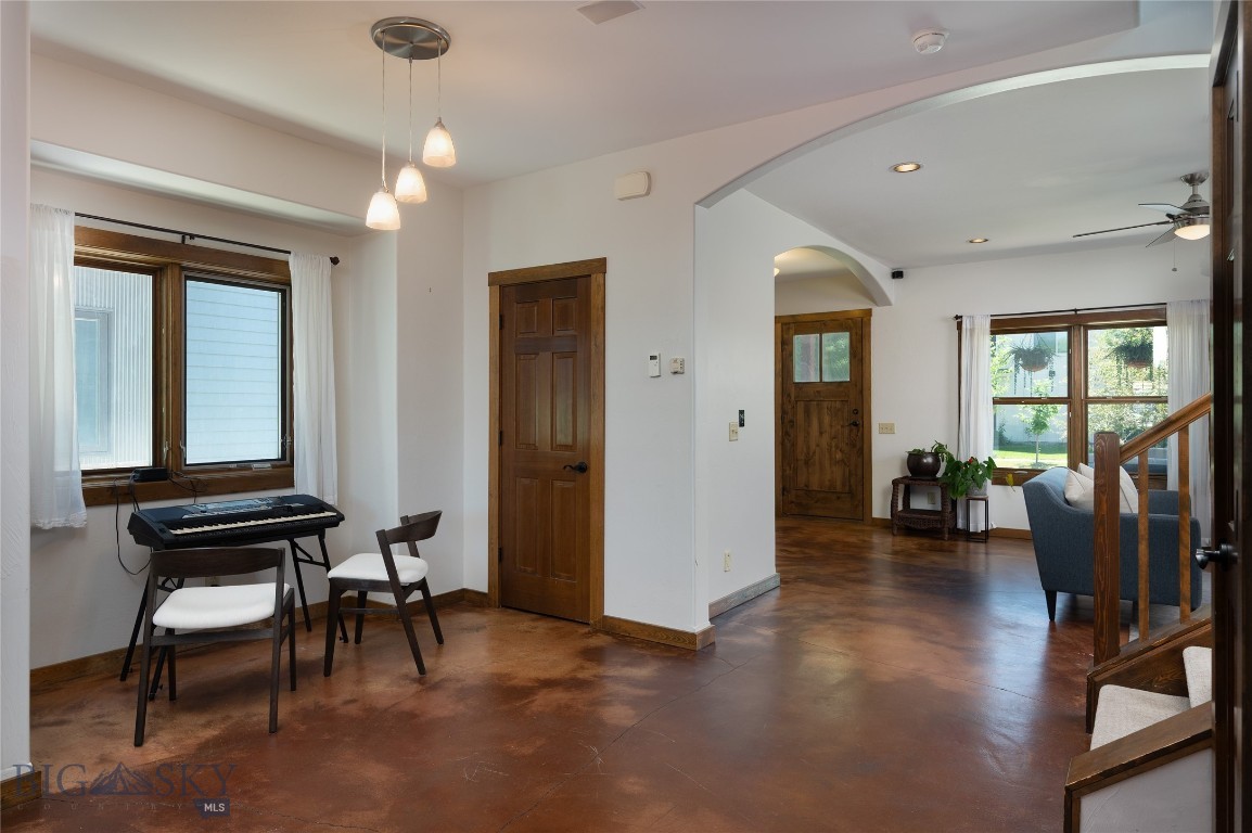 1283 Crabapple Drive