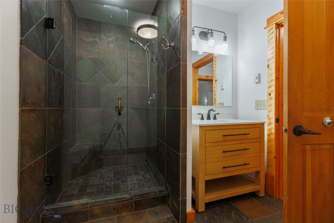 206 1st Street W