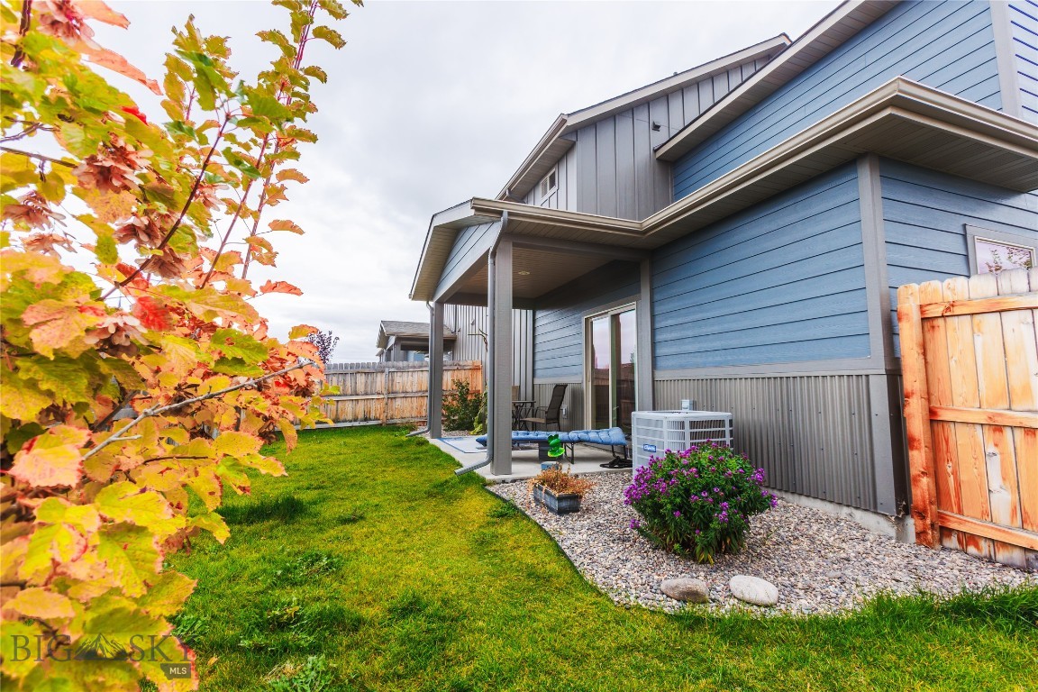 817 Milky Way Drive B