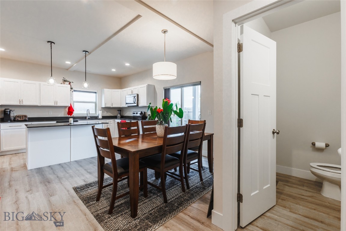 817 Milky Way Drive B