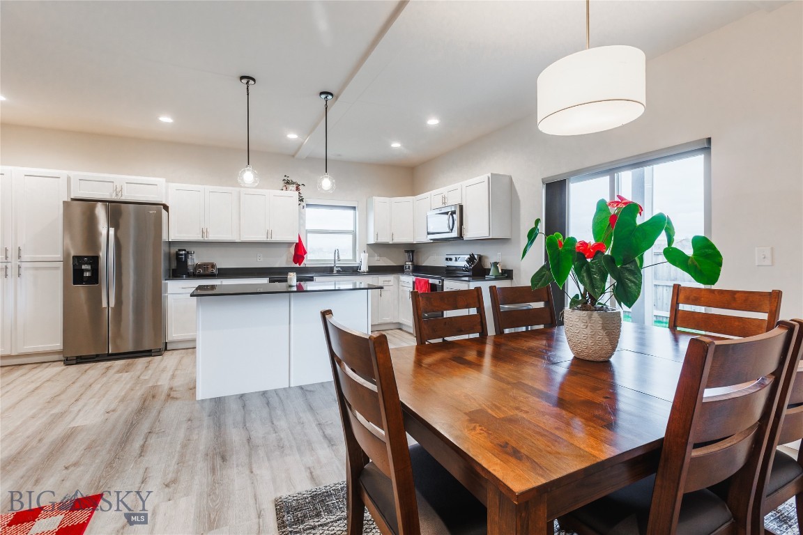 817 Milky Way Drive B