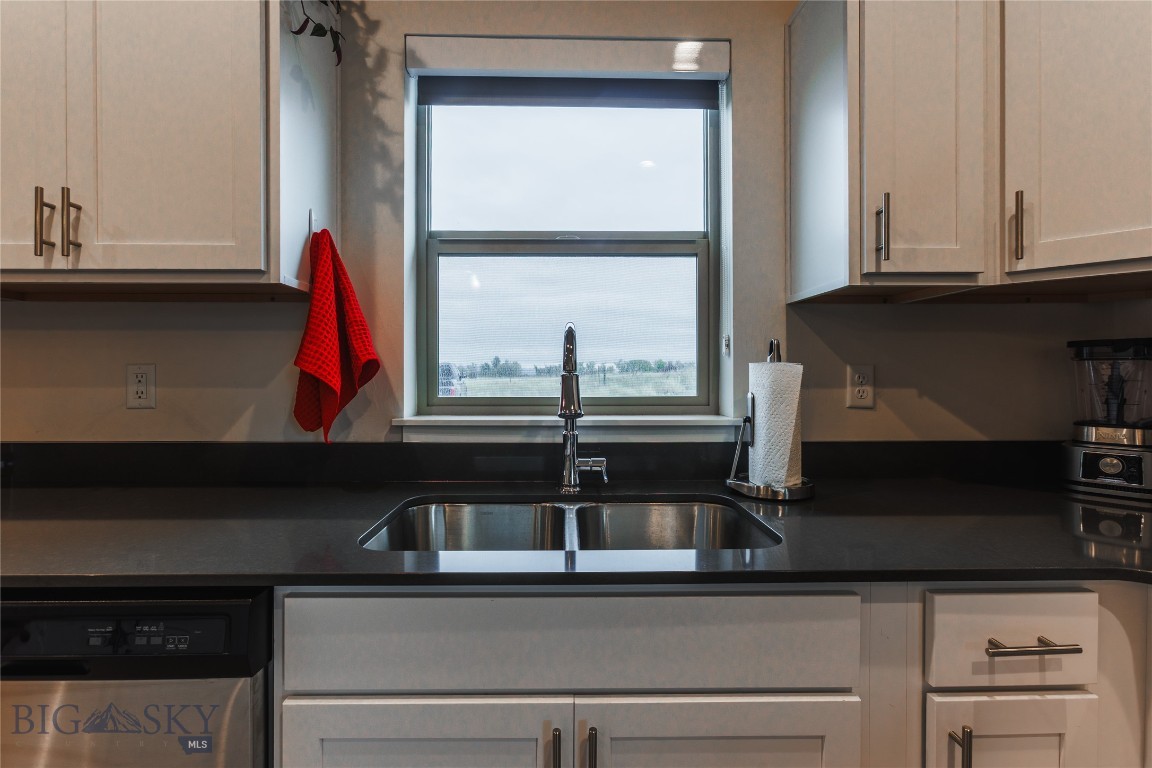 817 Milky Way Drive B