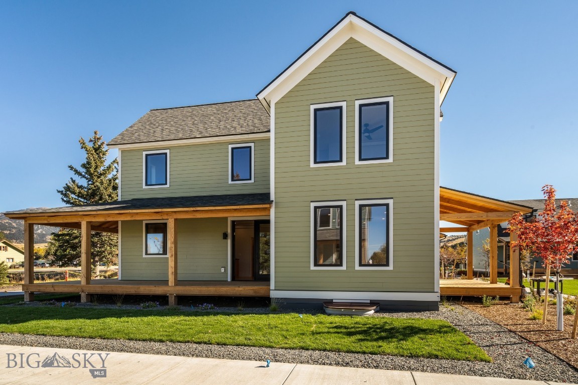 2402 Blue Silos Way