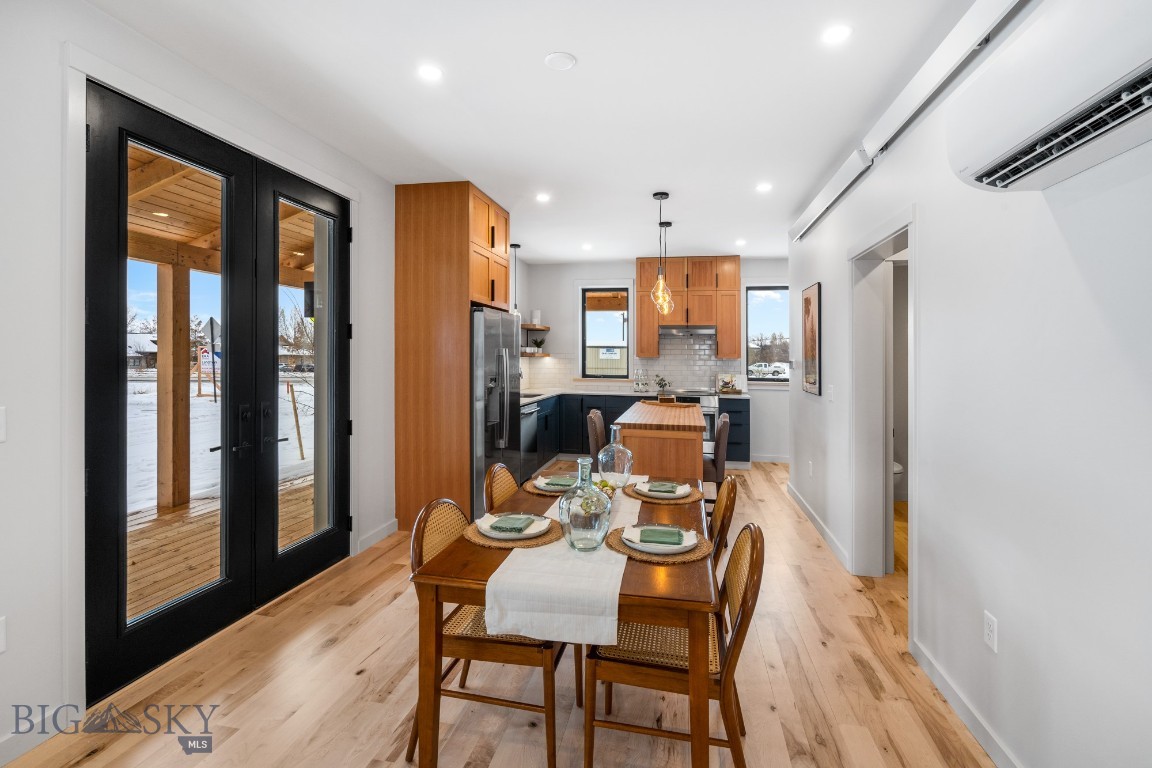2402 Blue Silos Way