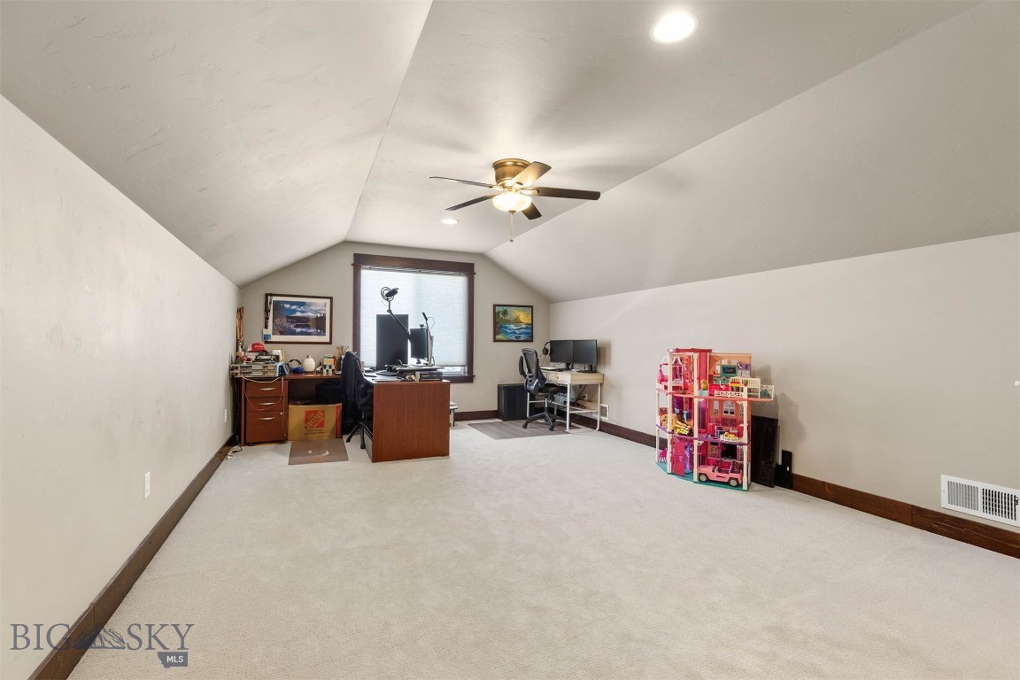 150 Pioneer Crossing