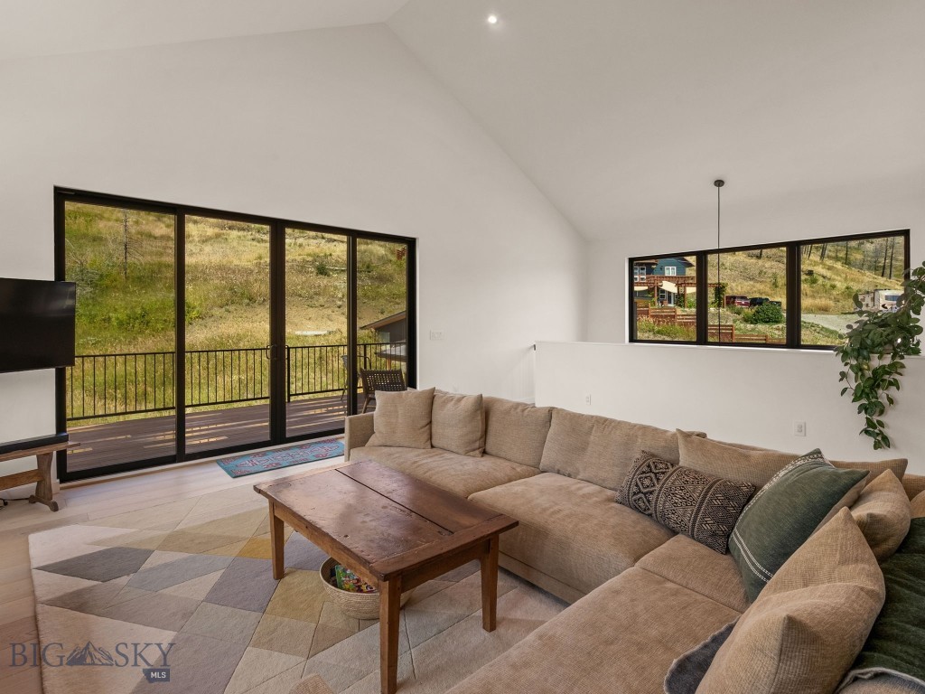 44 Midway Bridger Road