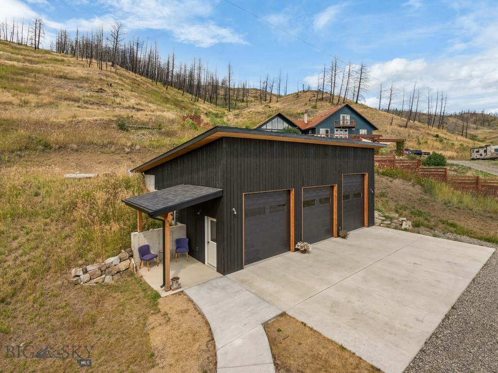 44 Midway Bridger Road
