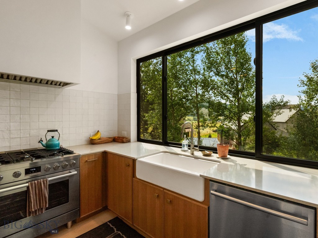 44 Midway Bridger Road