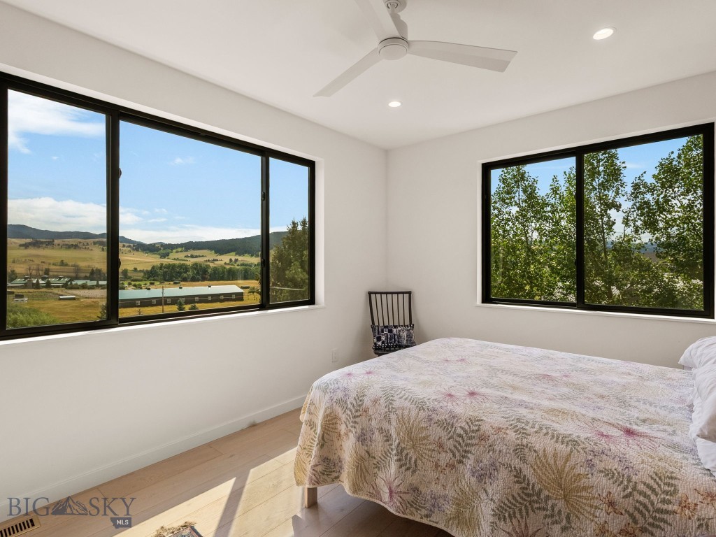 44 Midway Bridger Road