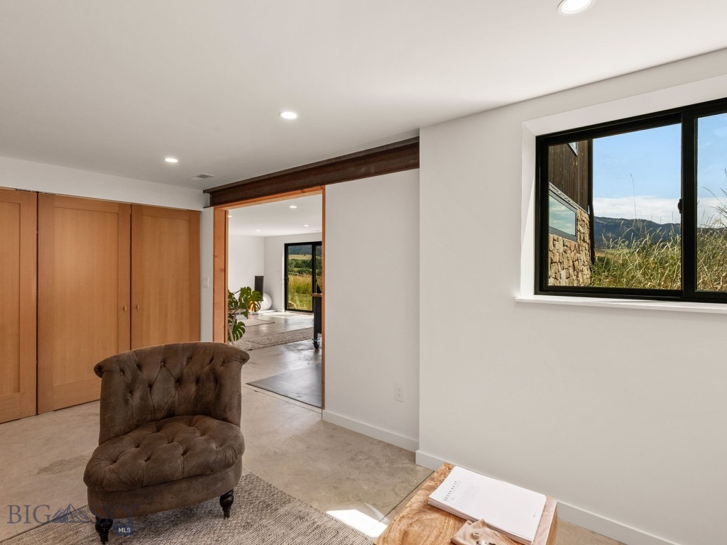 44 Midway Bridger Road