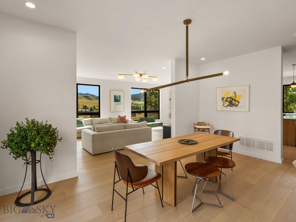 44 Midway Bridger Road