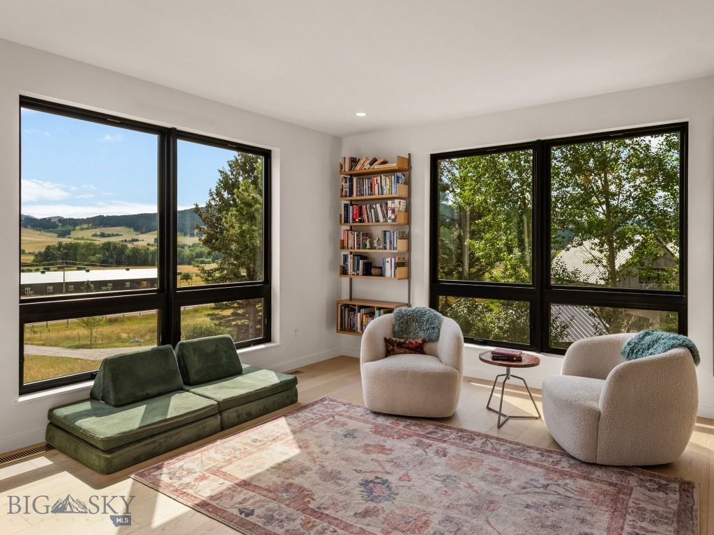 44 Midway Bridger Road