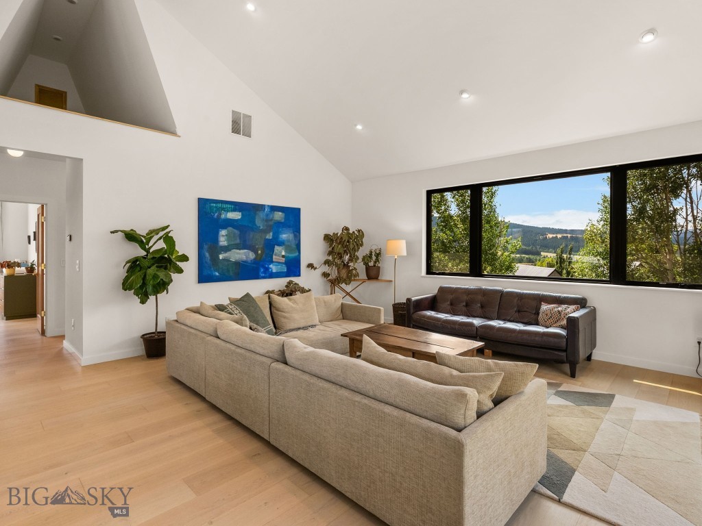 44 Midway Bridger Road