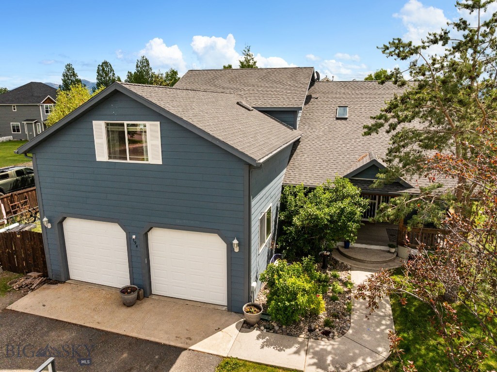 194 4 Dot Lane