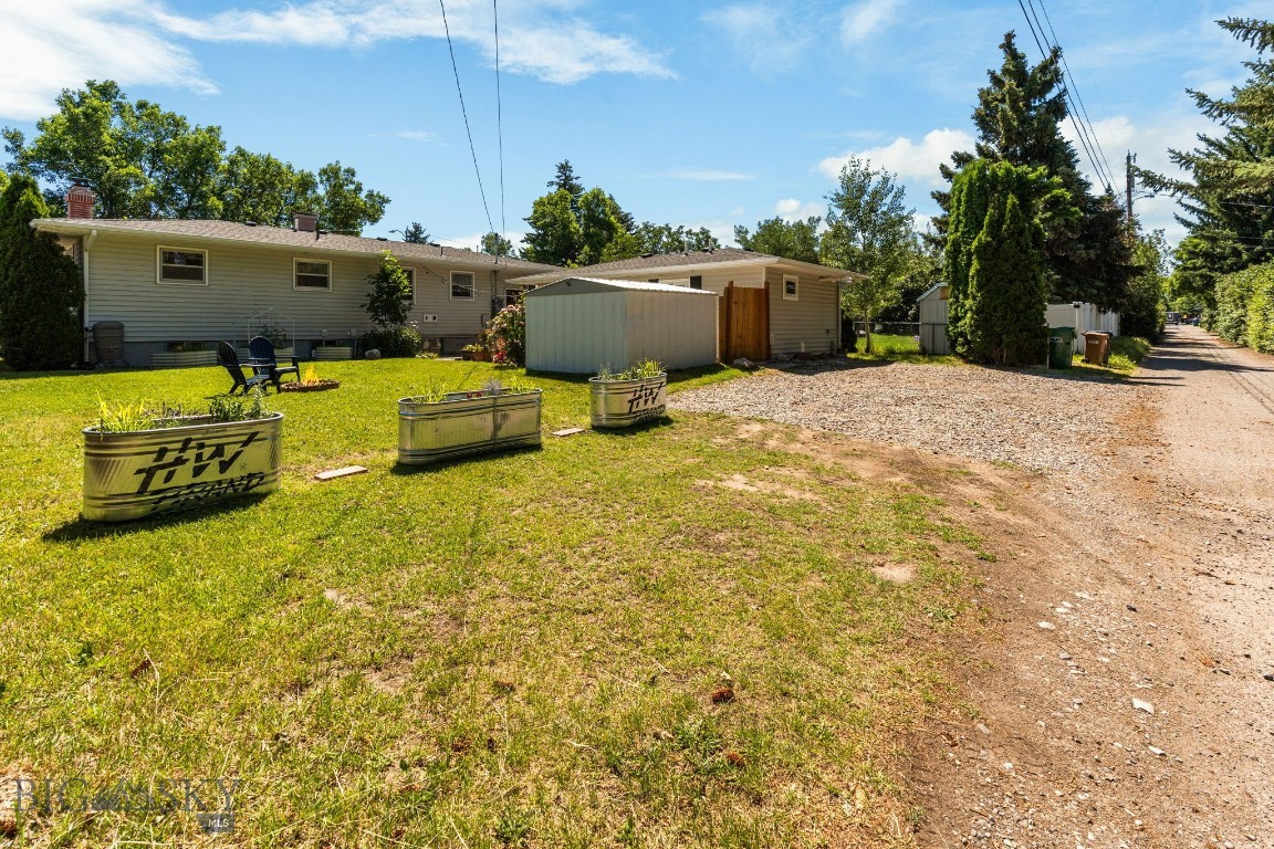439 N 10th Avenue
