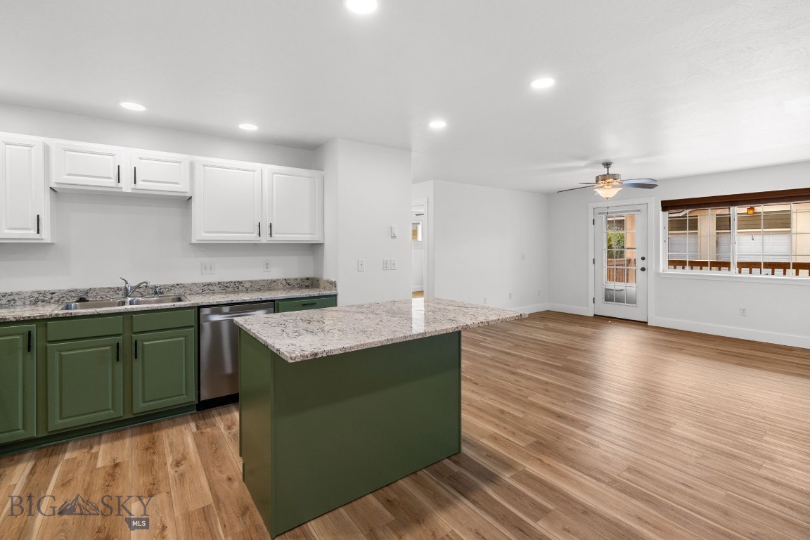2220 Baxter Lane 4C