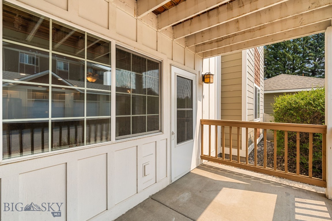 2220 Baxter Lane 4C