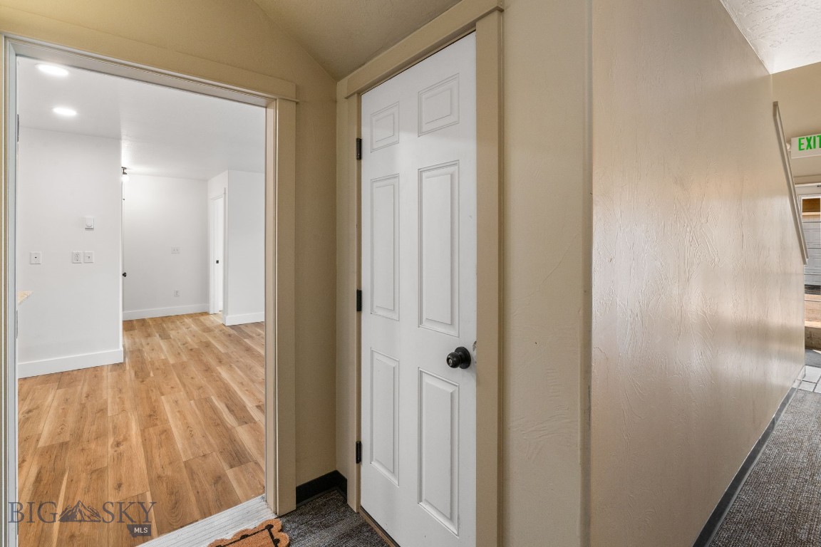 2220 Baxter Lane 4C
