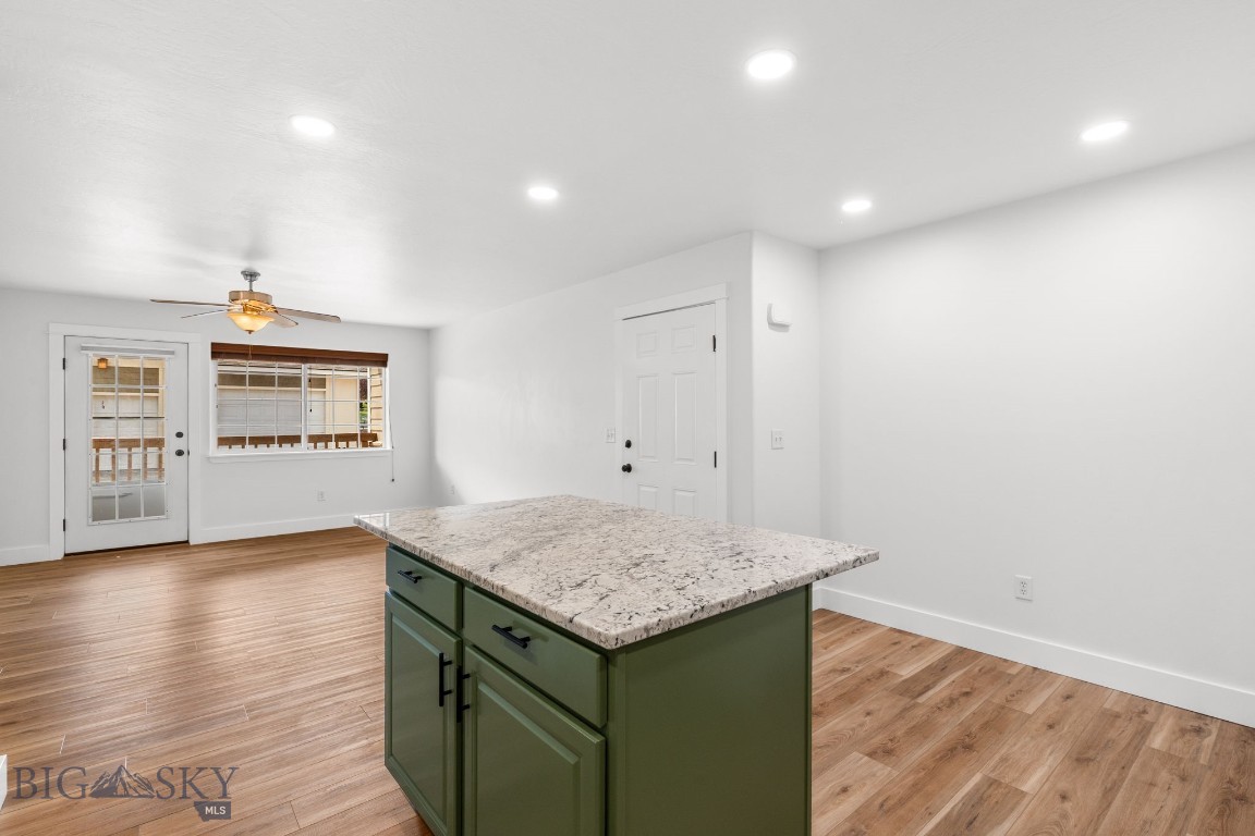 2220 Baxter Lane 4C