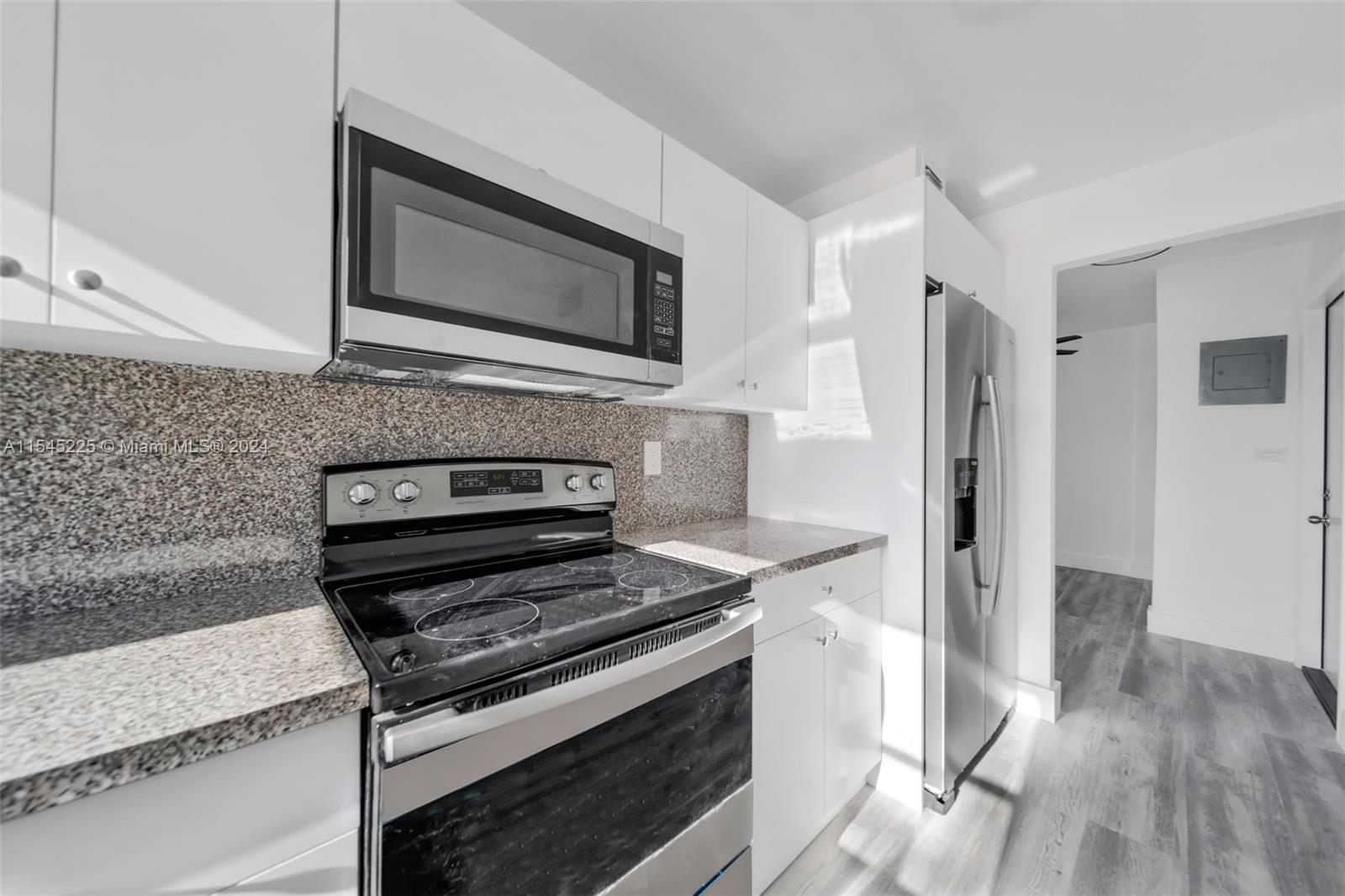 910 Jefferson Ave # 4A