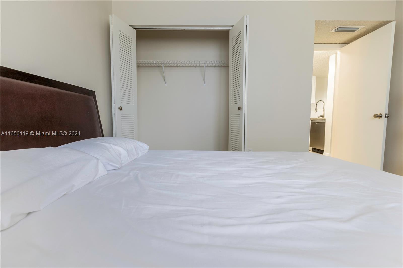 210 SW 11th St # 501