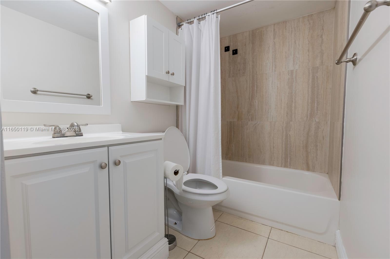 210 SW 11th St # 501