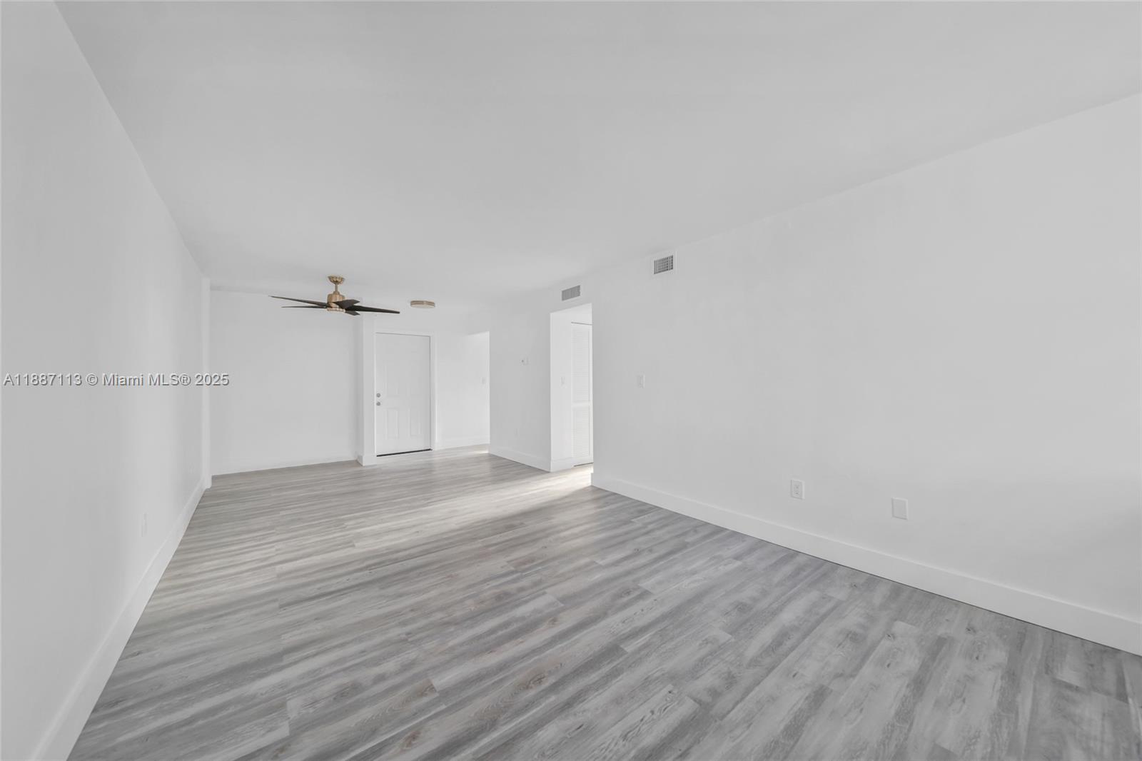 910 Jefferson Ave # 4A